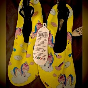 Aqua shoes for kids